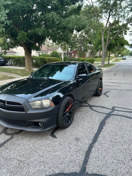 2014 Dodge Charger SRT & 392 7th Gen - Image 6 of 11