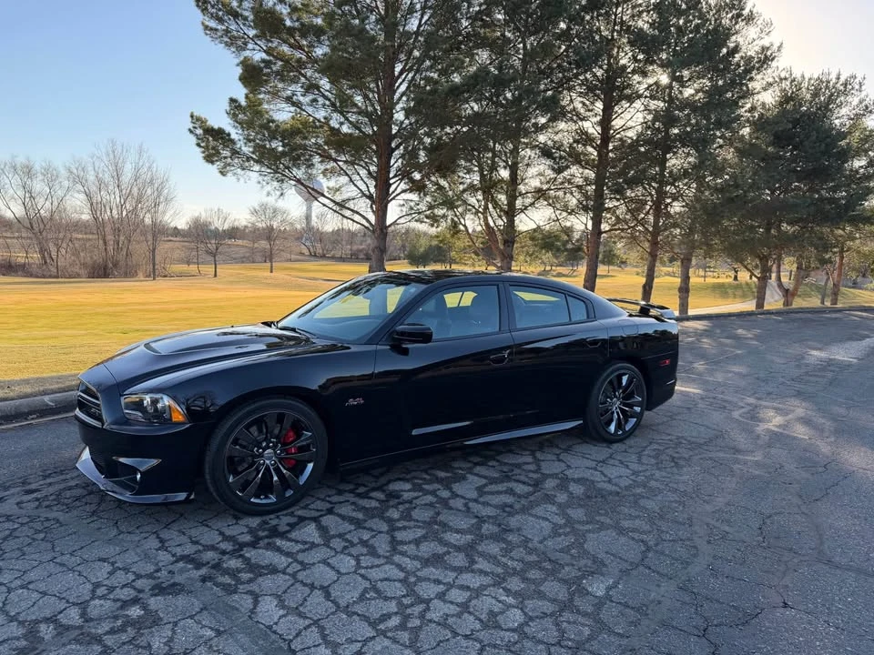 2014 Dodge Charger SRT & 392 7th Gen - Image 2 of 20