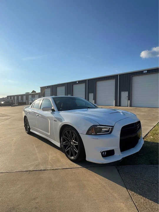 2014 Dodge Charger SRT & 392 7th Gen - Image 2 of 20
