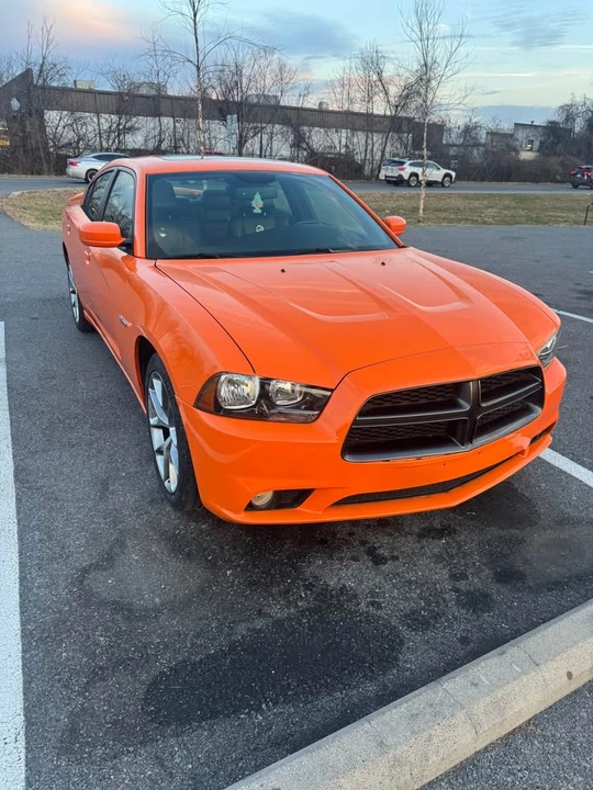 2014 Dodge Charger 7th Gen - Image 3 of 14