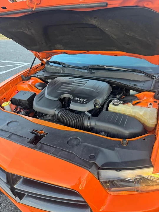 2014 Dodge Charger 7th Gen - Image 6 of 14