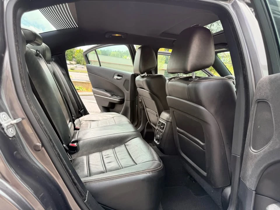 2014 Dodge Charger 7th Gen - Image 16 of 20