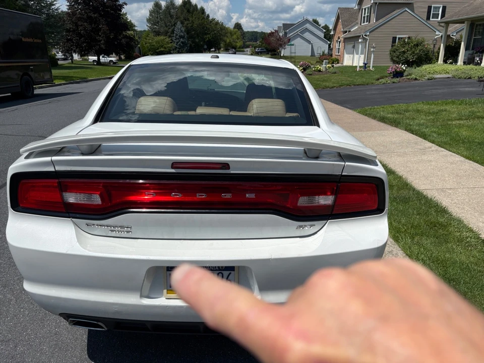 2014 Dodge Charger 7th Gen - Image 4 of 13