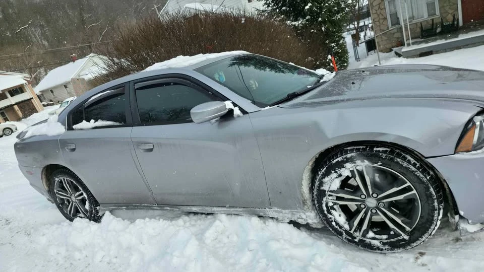 2014 Dodge Charger 6th Gen - Image 4 of 4