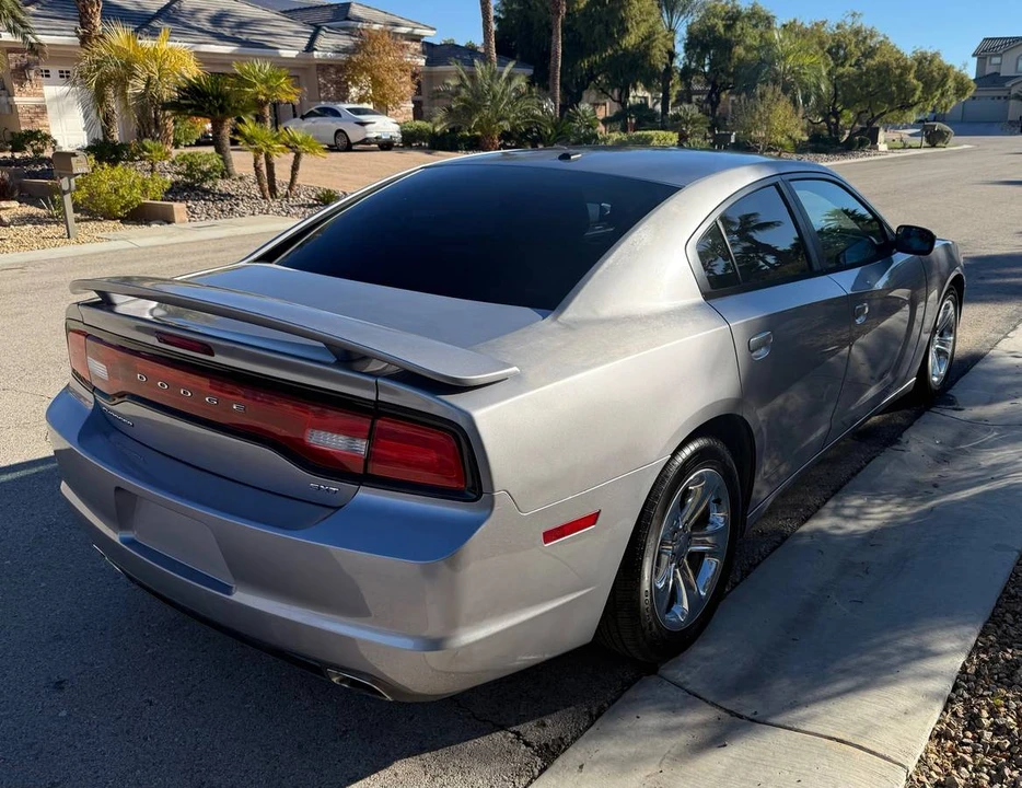 2014 Dodge Charger 7th Gen - Image 4 of 10
