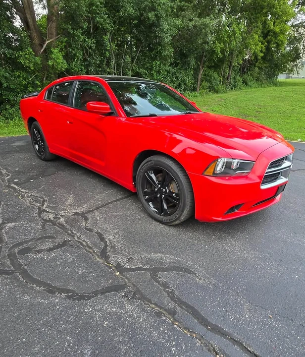 2014 Dodge Charger 7th Gen - Image 3 of 18