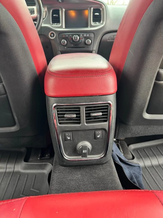 2014 Dodge Charger 7th Gen - Image 8 of 10