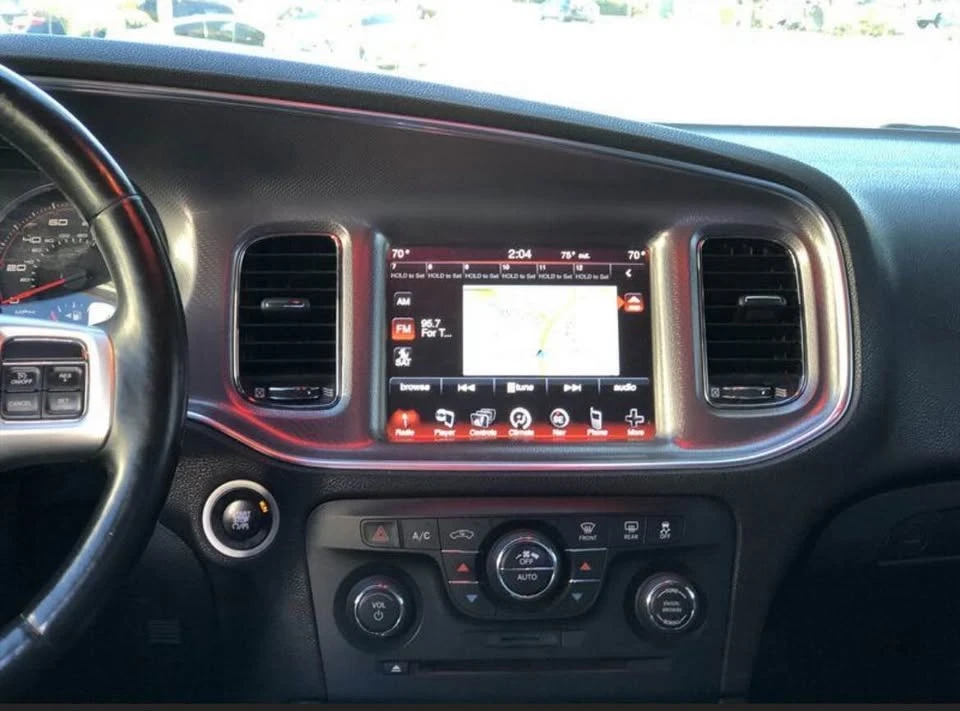 2014 Dodge Charger 7th Gen - Image 5 of 10