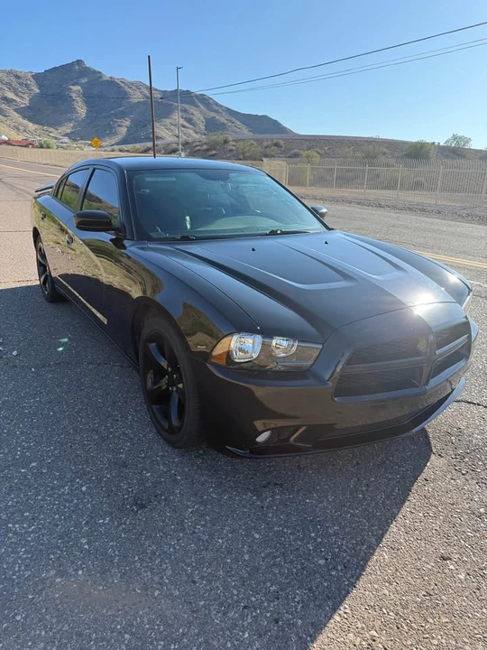 2014 Dodge Charger 7th Gen - Image 2 of 10