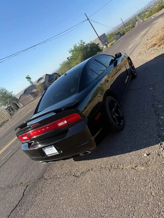 2014 Dodge Charger 7th Gen - Image 3 of 10