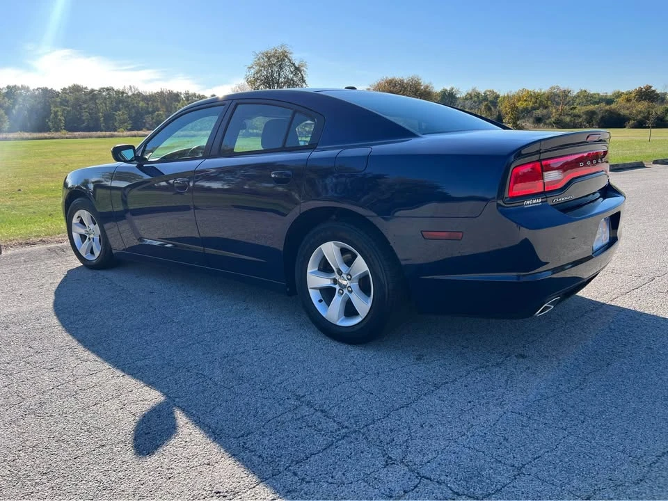 2014 Dodge Charger 7th Gen - Image 2 of 20
