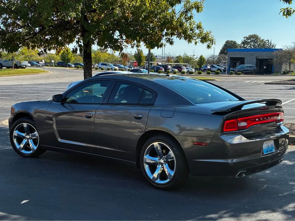 2014 Dodge Charger 7th Gen - Image 6 of 11