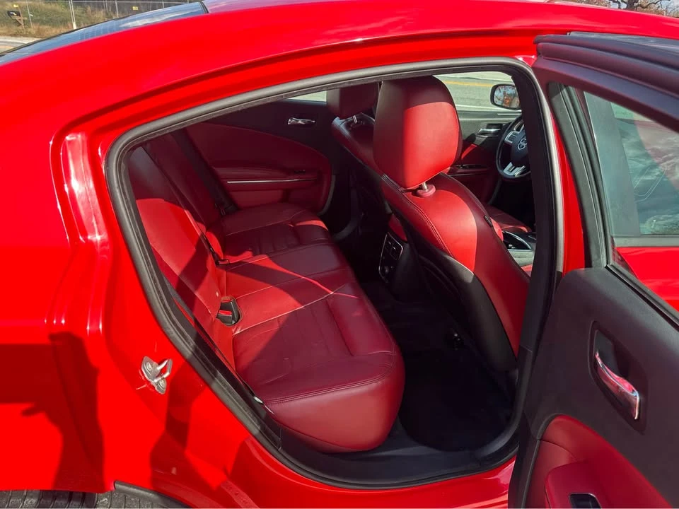 2014 Dodge Charger 7th Gen - Image 13 of 16
