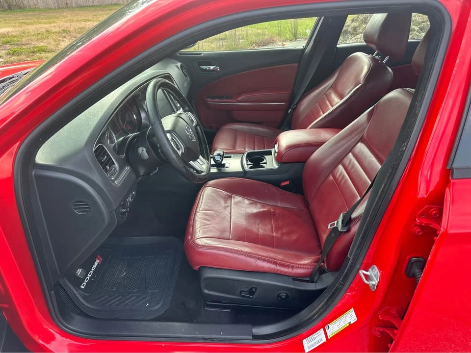 2014 Dodge Charger 7th Gen - Image 11 of 16