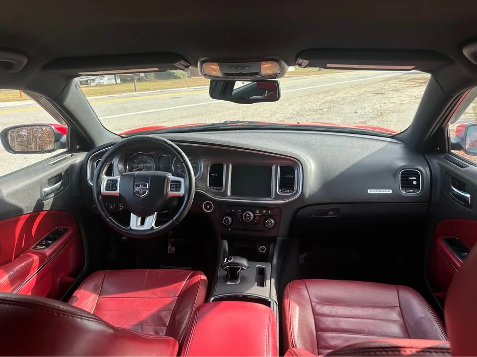 2014 Dodge Charger 7th Gen - Image 12 of 16