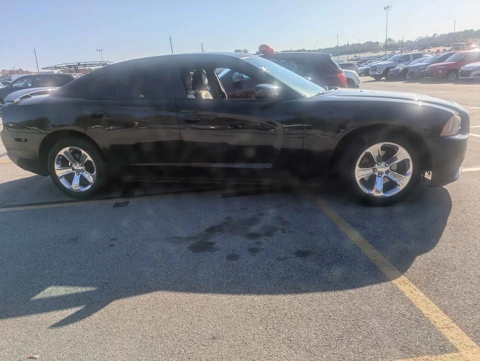 2014 Dodge Charger 7th Gen - Image 20 of 20