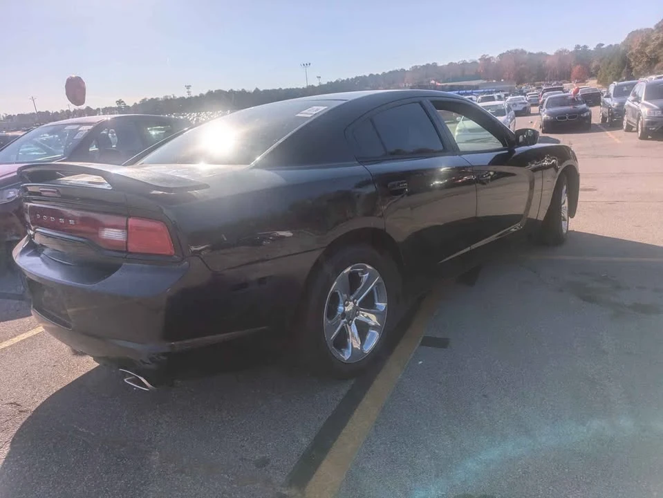 2014 Dodge Charger 7th Gen - Image 18 of 20