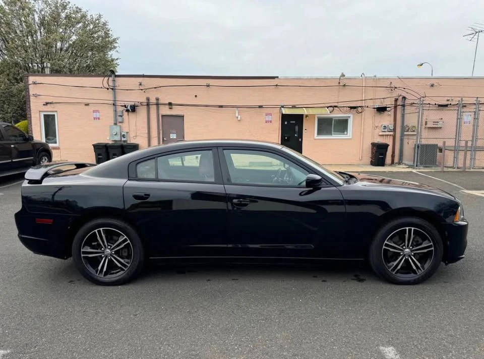 2014 Dodge Charger 7th Gen - Image 4 of 13