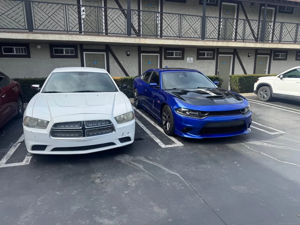 2014 Dodge Charger 7th Gen - Image 15 of 15