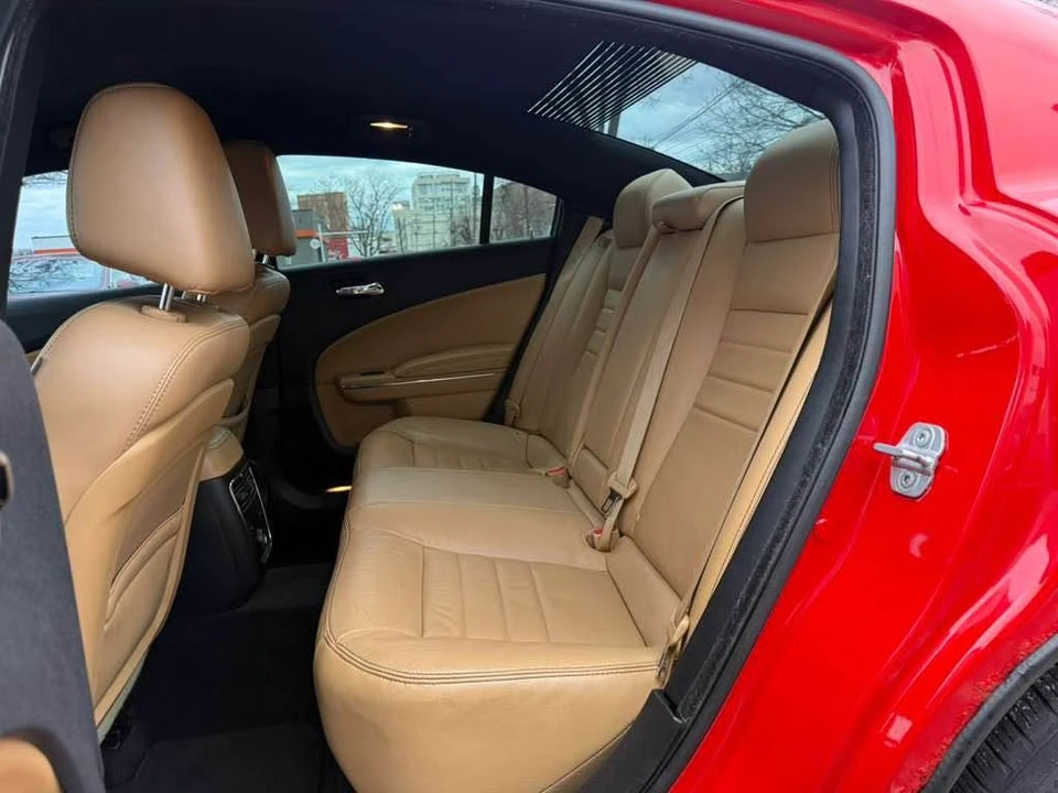 2014 Dodge Charger 7th Gen - Image 13 of 18