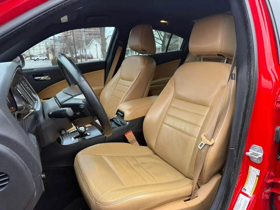 2014 Dodge Charger 7th Gen - Image 11 of 18