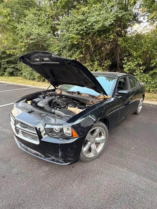 2014 Dodge Charger 7th Gen - Image 8 of 9