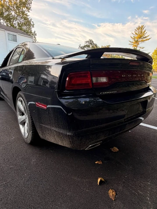 2014 Dodge Charger 7th Gen - Image 2 of 9