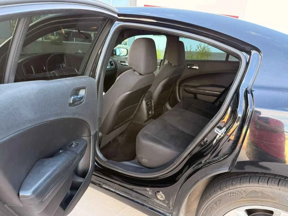 2014 Dodge Charger 7th Gen - Image 11 of 20