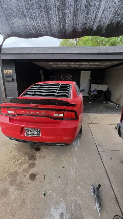 2014 Dodge Charger 7th Gen - Image 2 of 10