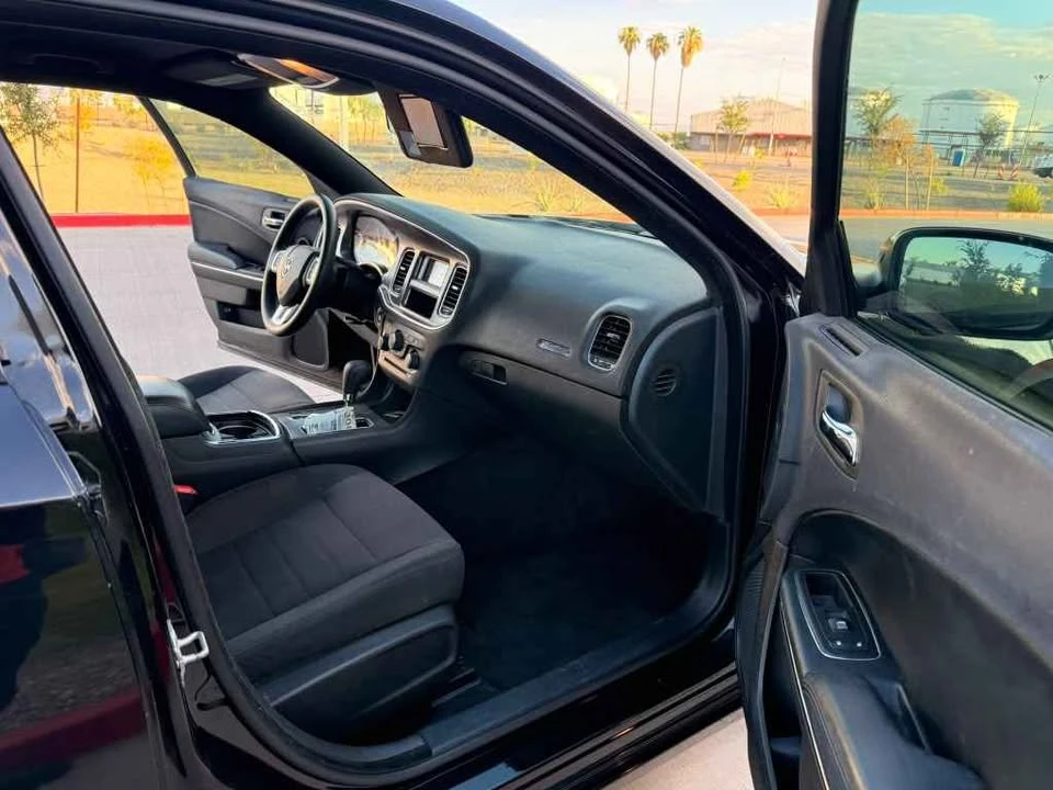 2014 Dodge Charger 7th Gen - Image 10 of 20