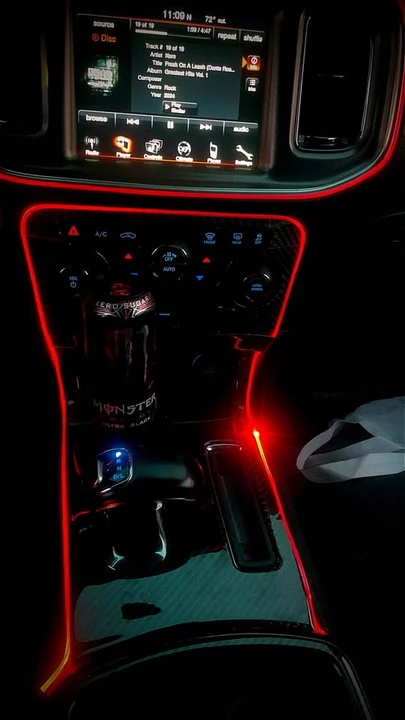 2014 Dodge Charger 7th Gen - Image 3 of 11