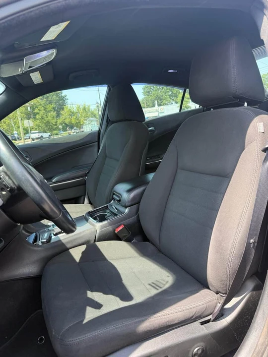 2014 Dodge Charger 7th Gen - Image 5 of 11