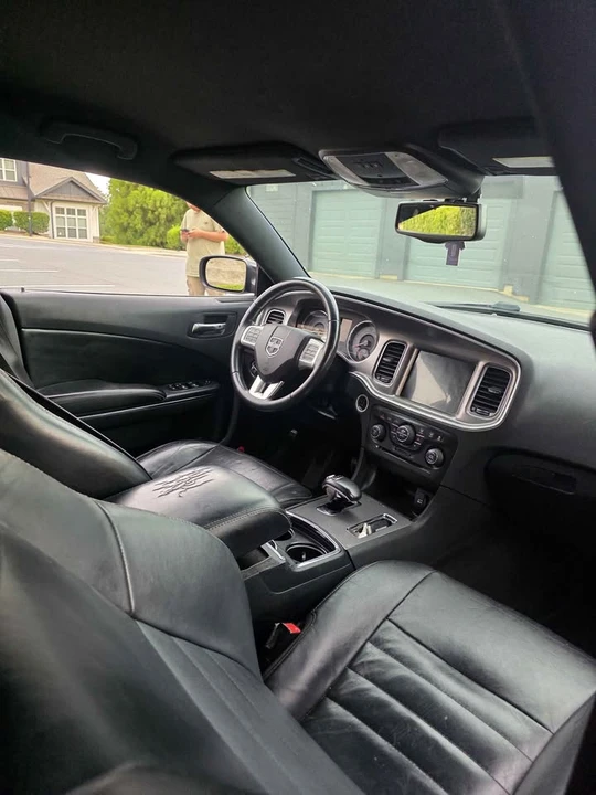 2014 Dodge Charger 7th Gen - Image 2 of 7