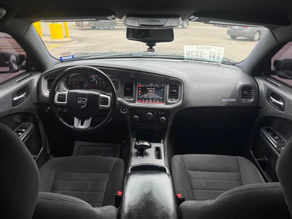 2014 Dodge Charger 7th Gen - Image 9 of 18