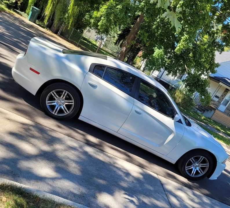 2014 Dodge Charger 7th Gen - Image 10 of 19