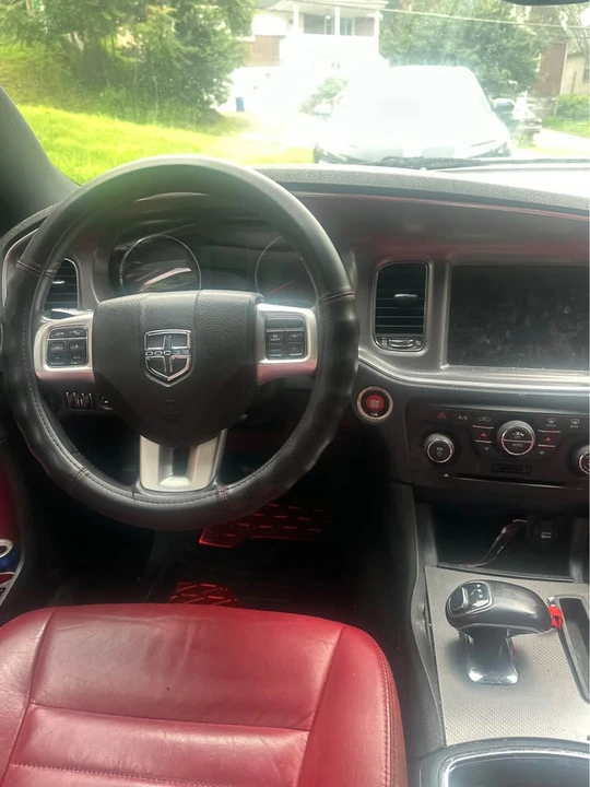 2014 Dodge Charger 7th Gen - Image 2 of 5