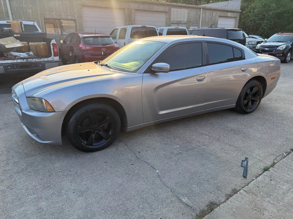 2014 Dodge Charger 7th Gen - Image 12 of 12