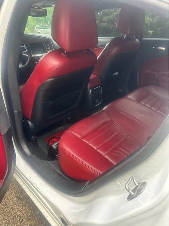 2014 Dodge Charger 7th Gen - Image 4 of 5