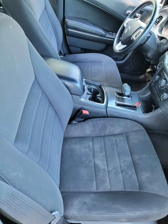 2014 Dodge Charger 7th Gen - Image 15 of 19