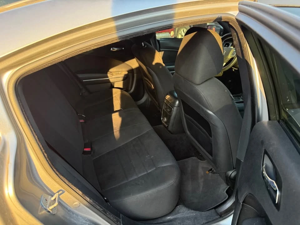 2014 Dodge Charger 7th Gen - Image 6 of 12