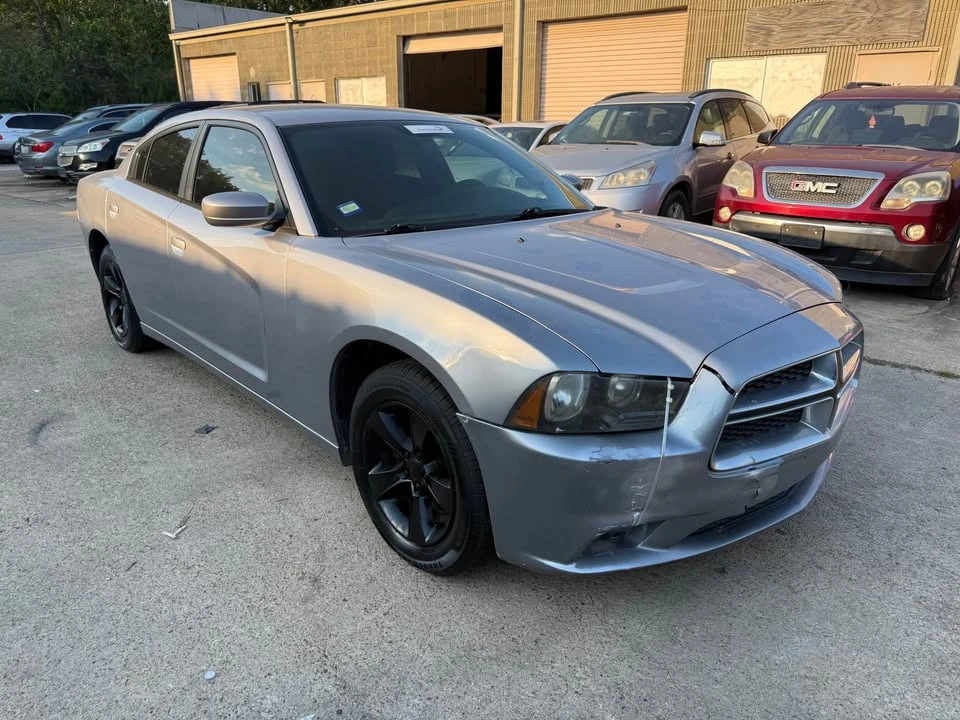 2014 Dodge Charger 7th Gen - Image 2 of 12