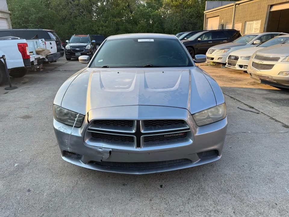 2014 Dodge Charger 7th Gen - Image 3 of 12