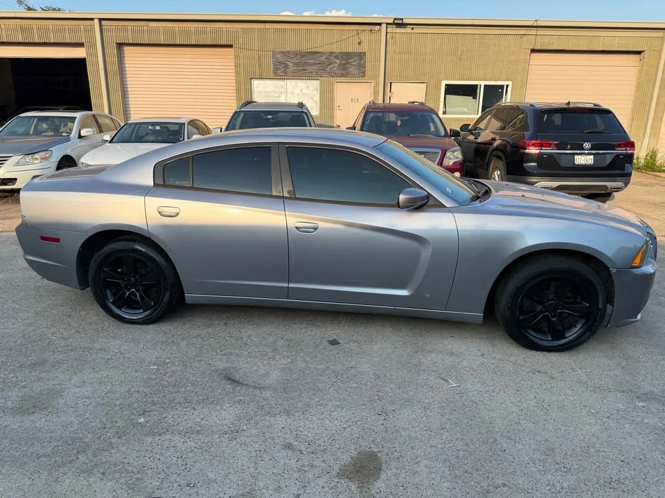 2014 Dodge Charger 7th Gen - Image 11 of 12