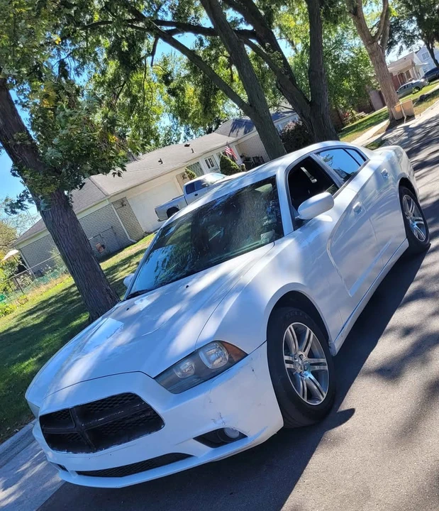 2014 Dodge Charger 7th Gen - Image 3 of 19