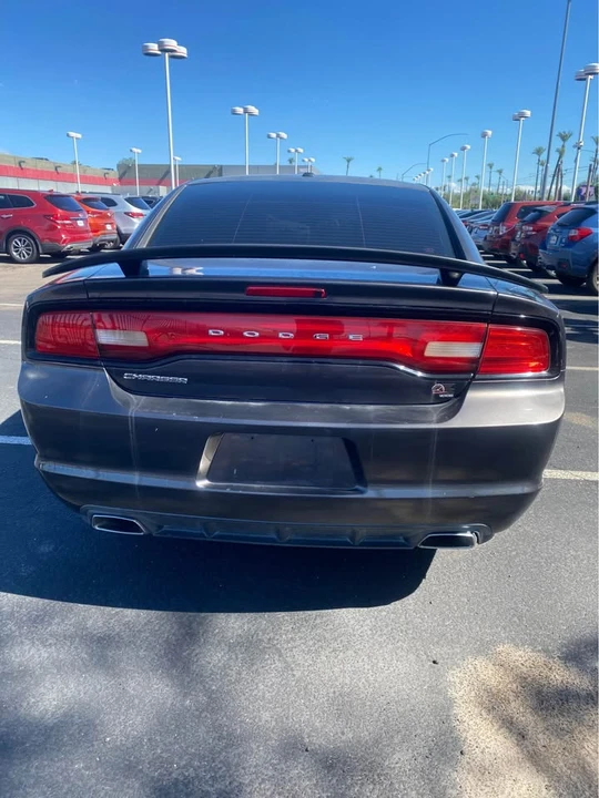 2014 Dodge Charger 7th Gen - Image 4 of 13