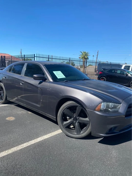 2014 Dodge Charger 7th Gen - Image 6 of 13