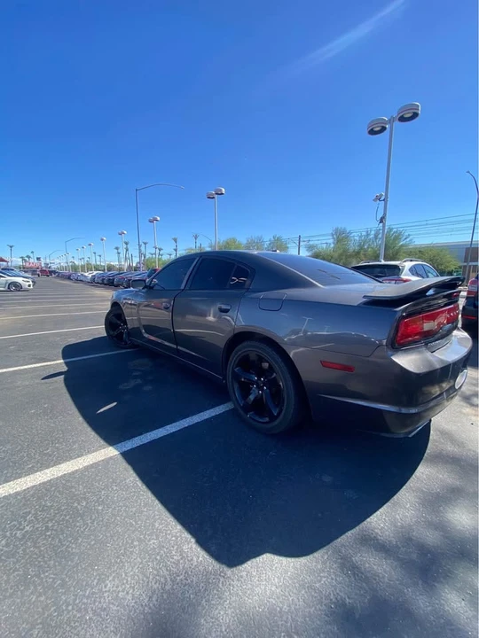 2014 Dodge Charger 7th Gen - Image 3 of 13