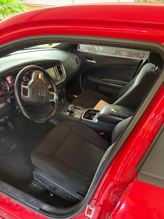 2014 Dodge Charger 7th Gen - Image 4 of 7