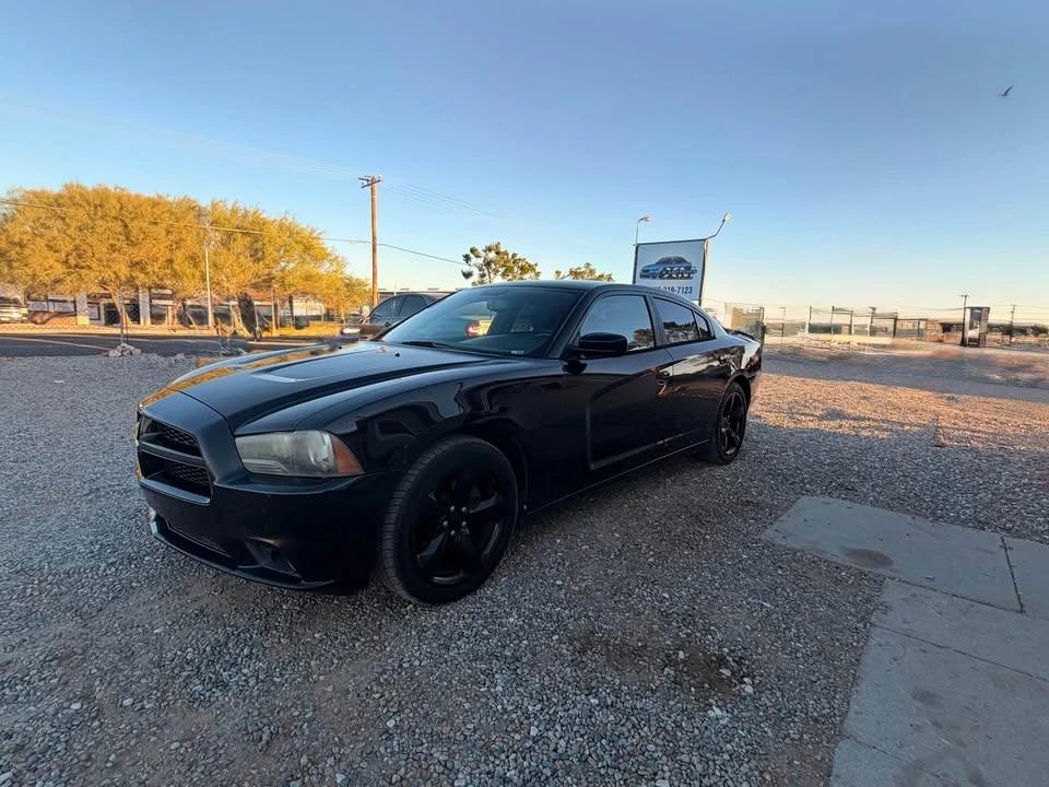 2014 Dodge Charger 7th Gen - Image 2 of 14