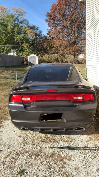 2014 Dodge Charger 7th Gen - Image 2 of 4
